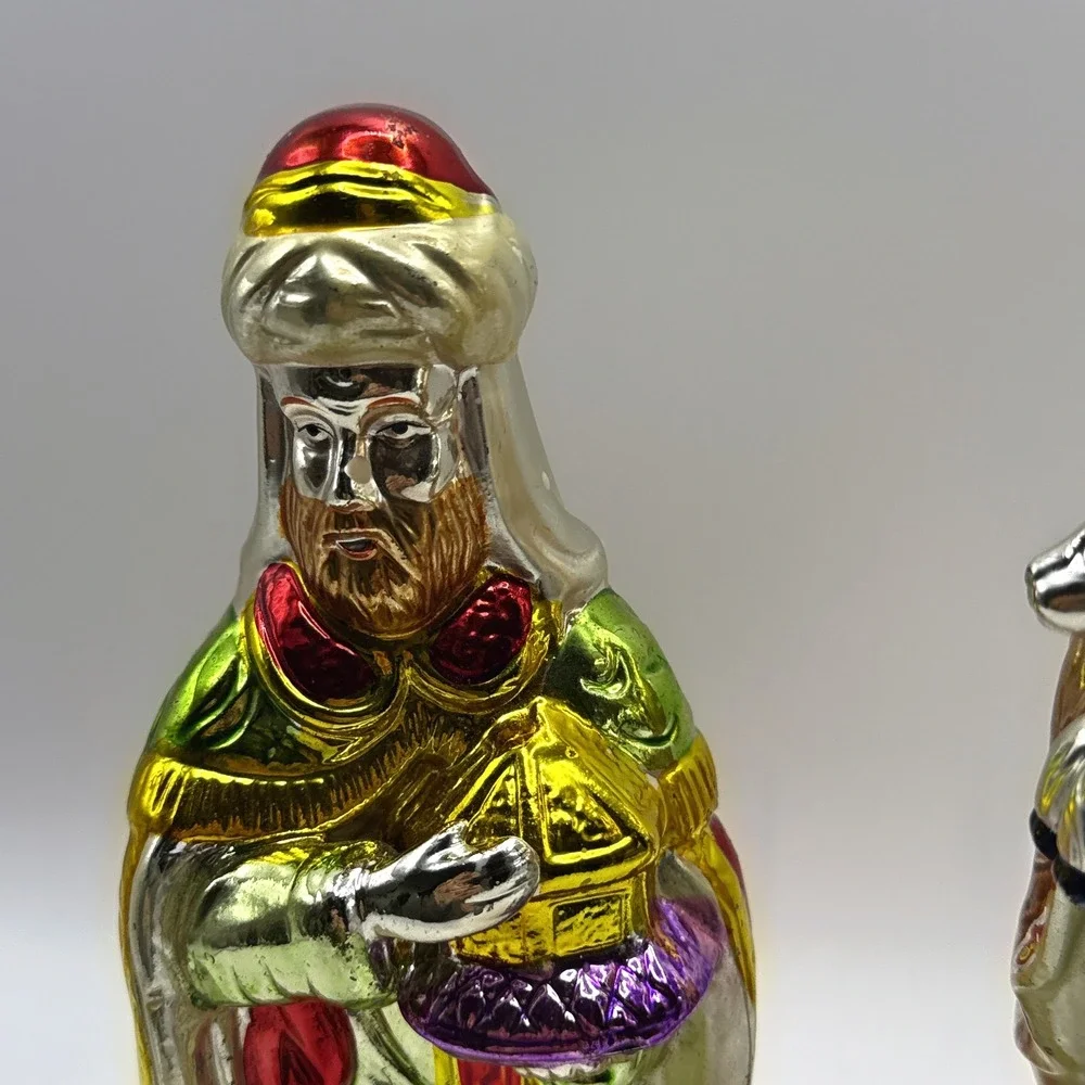 (4) Vintage Porcelain Lustre Creche Scene‎ Christmas Nativity Polychrome Figures